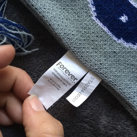 Colts Knit Scarf - Picture 4 of 8